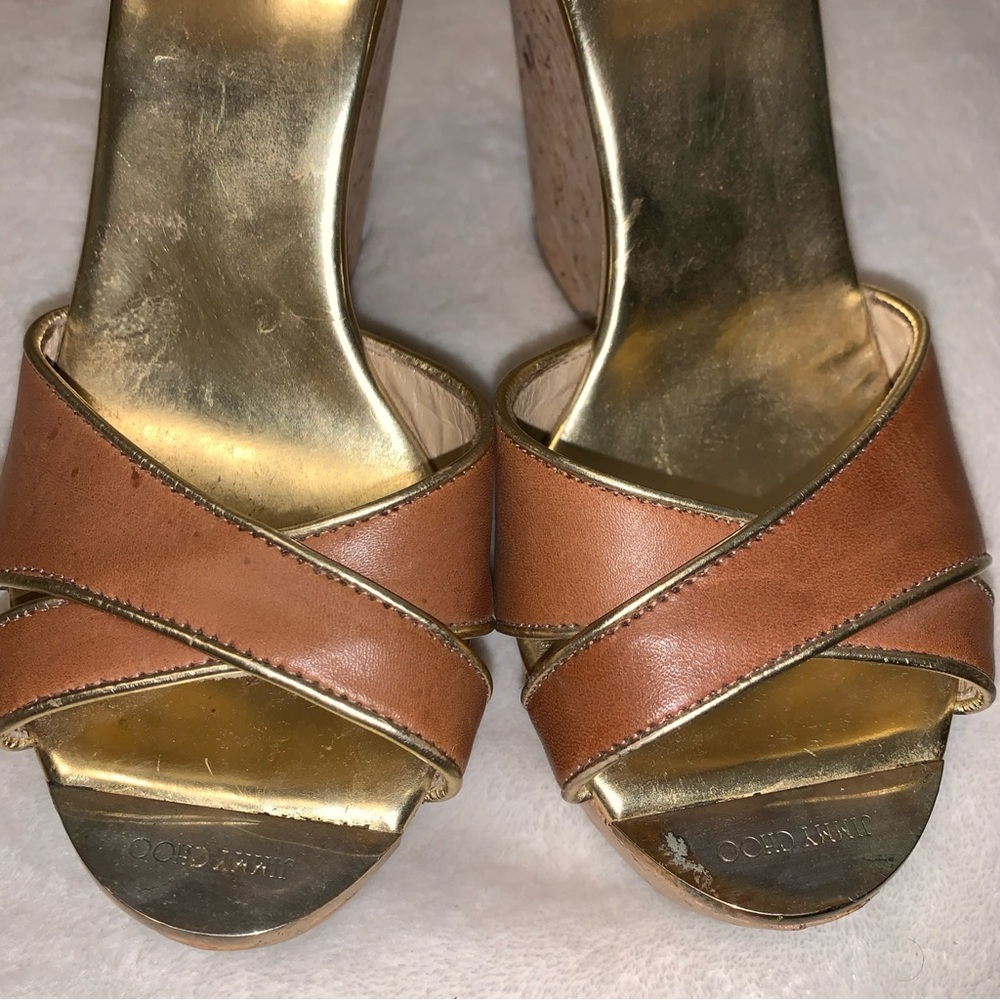 Jimmy Choo Wedge Size 39 1/2 Neutral Patent Leather Cork Platform Open Toe Wedge - Picture 3 of 14